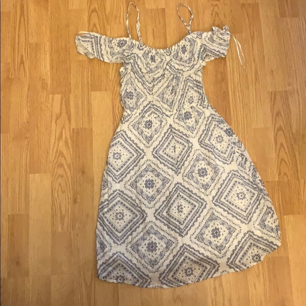 Off the shoulder sundress